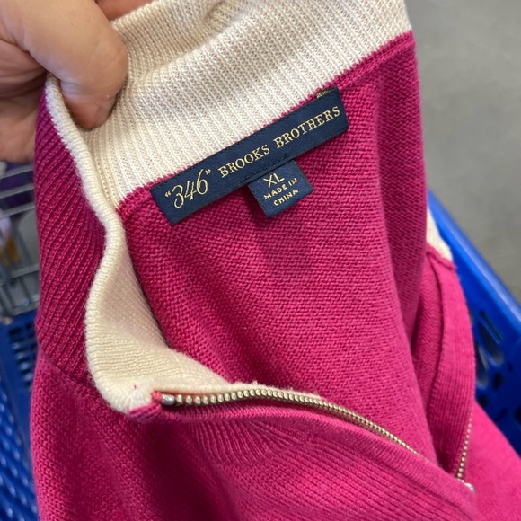 Cute pink collar sweater - Brooks Brothers. - Picture 2 of 4